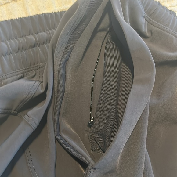 LULULEMON Men’s Pants 31” Inseam Size M - Picture 4 of 8